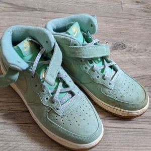 W Nike Air Force 1 baby teal ice creams